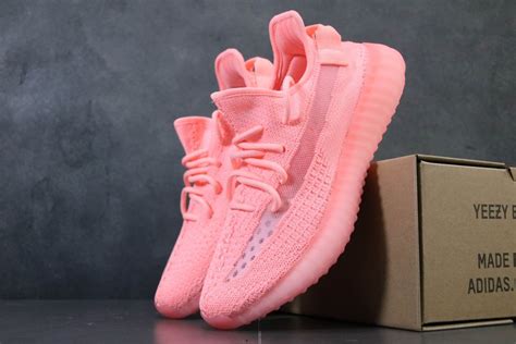 uyeezy women's shoes.